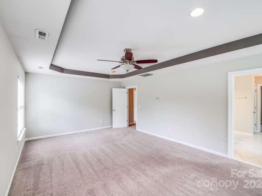 5917 Cactus Valley Road, Charlotte, NC 28277.  MLS# CAR4290407, YatesRealty ID 34533. 