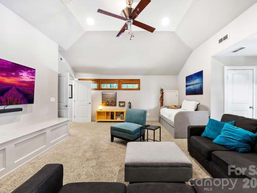 165 Woodstream Circle, Mooresville, NC 28117.  MLS# CAR4394552, YatesRealty ID 34534. 