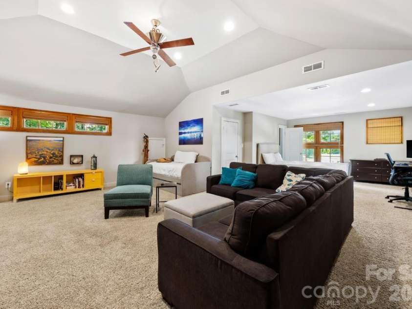 165 Woodstream Circle, Mooresville, NC 28117.  MLS# CAR4394552, YatesRealty ID 34534. 