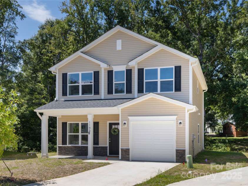 1145 Thayer Glen Court, Charlotte, NC 28213.  MLS# CAR4271760, YatesRealty ID 34535. 