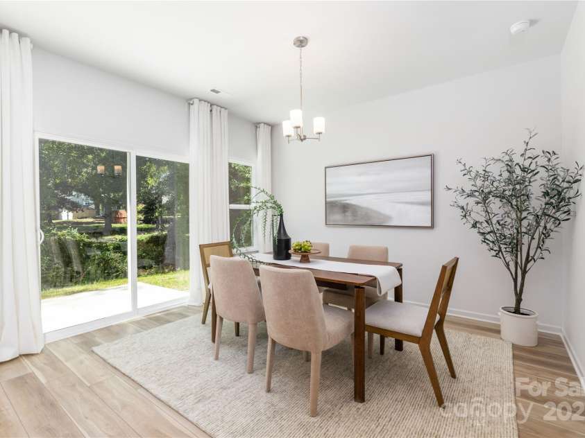 1145 Thayer Glen Court, Charlotte, NC 28213.  MLS# CAR4271760, YatesRealty ID 34535. 