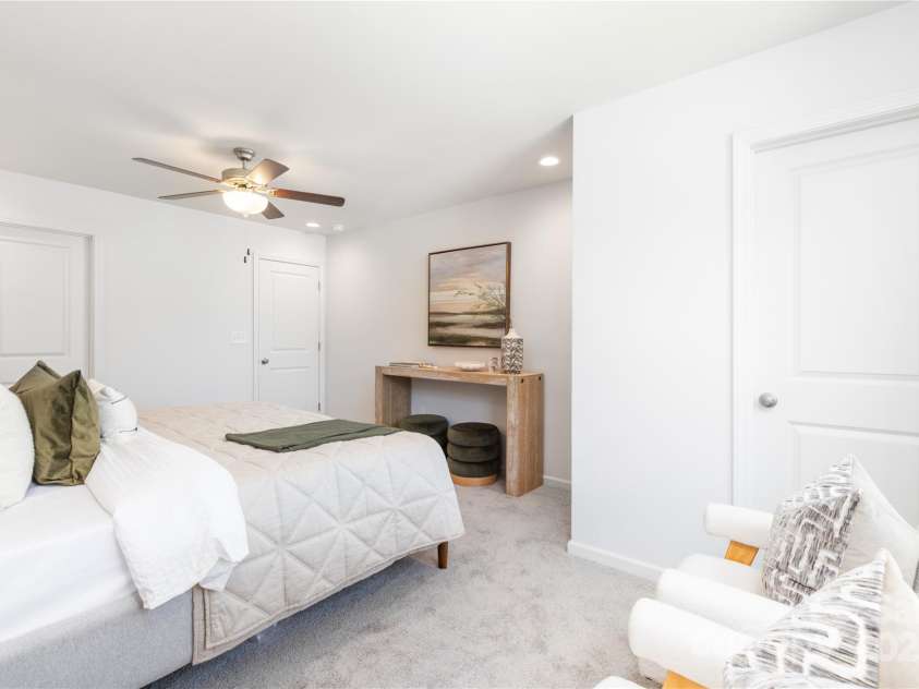 1145 Thayer Glen Court, Charlotte, NC 28213.  MLS# CAR4271760, YatesRealty ID 34535. 