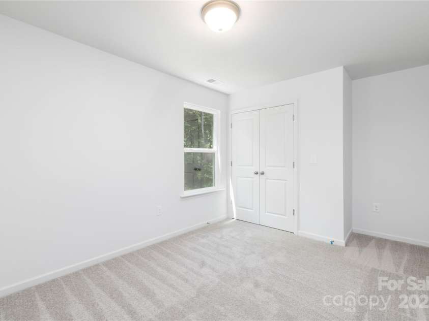 1145 Thayer Glen Court, Charlotte, NC 28213.  MLS# CAR4271760, YatesRealty ID 34535. 