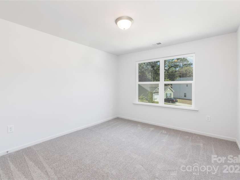 1145 Thayer Glen Court, Charlotte, NC 28213.  MLS# CAR4271760, YatesRealty ID 34535. 