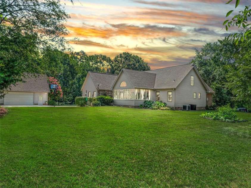 1316 Yellowood Court, Rock Hill, SC 29732.  MLS# CAR4278253, YatesRealty ID 34537. 