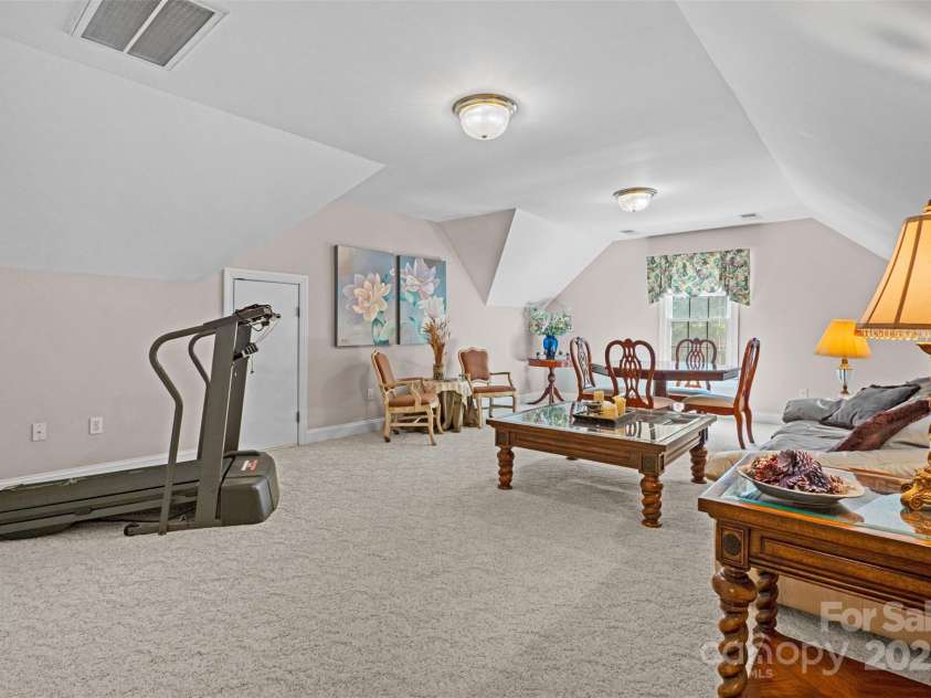 1316 Yellowood Court, Rock Hill, SC 29732.  MLS# CAR4278253, YatesRealty ID 34537. Finished Room Over Garage
