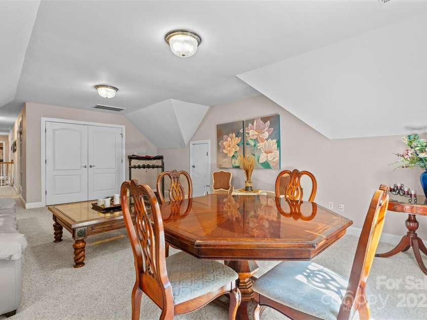1316 Yellowood Court, Rock Hill, SC 29732.  MLS# CAR4278253, YatesRealty ID 34537. Finished Room Over Garage