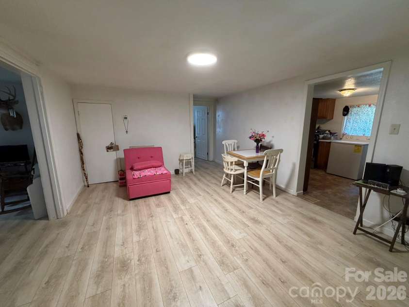 304 Main Avenue, Hildebran, NC 28637.  MLS# CAR4398663, YatesRealty ID 34539. 