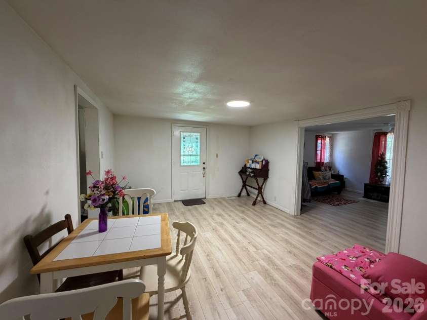 304 Main Avenue, Hildebran, NC 28637.  MLS# CAR4398663, YatesRealty ID 34539. 