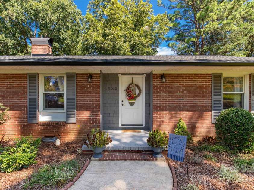 1033 Christopher Circle, Rock Hill, SC 29730.  MLS# CAR4283389, YatesRealty ID 34541. 