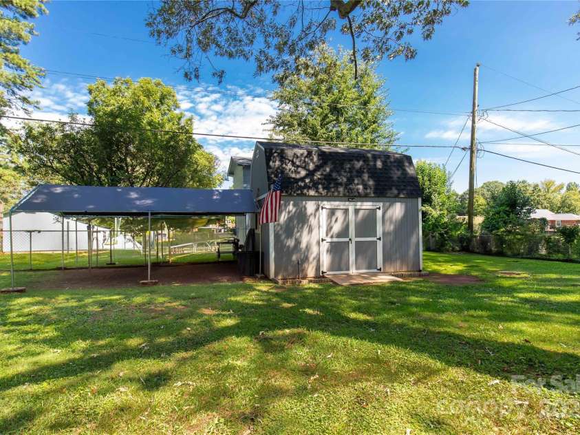 1033 Christopher Circle, Rock Hill, SC 29730.  MLS# CAR4283389, YatesRealty ID 34541. 
