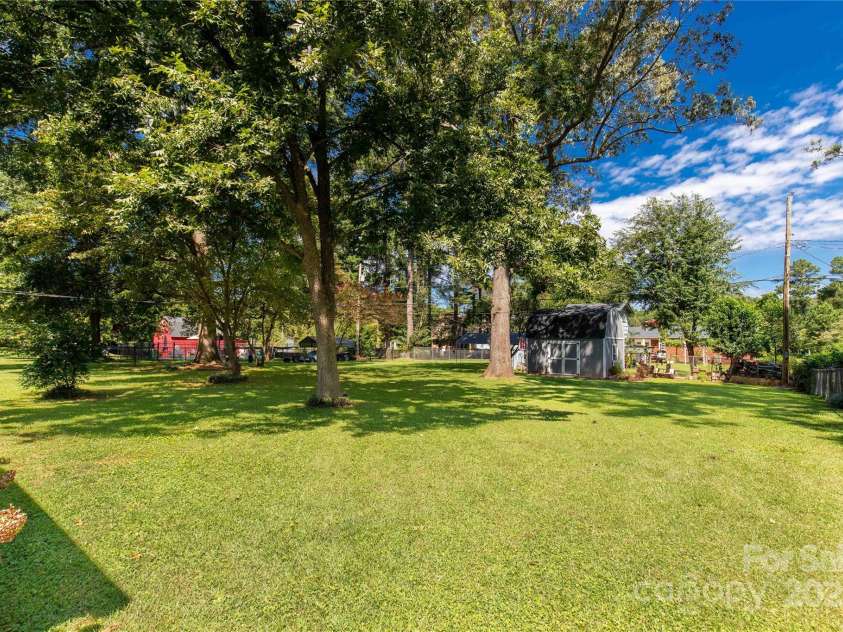 1033 Christopher Circle, Rock Hill, SC 29730.  MLS# CAR4283389, YatesRealty ID 34541. 