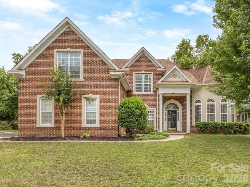 4027 Riseley Lane, Charlotte, NC 28270.  MLS# CAR4398348, YatesRealty ID 34541. 