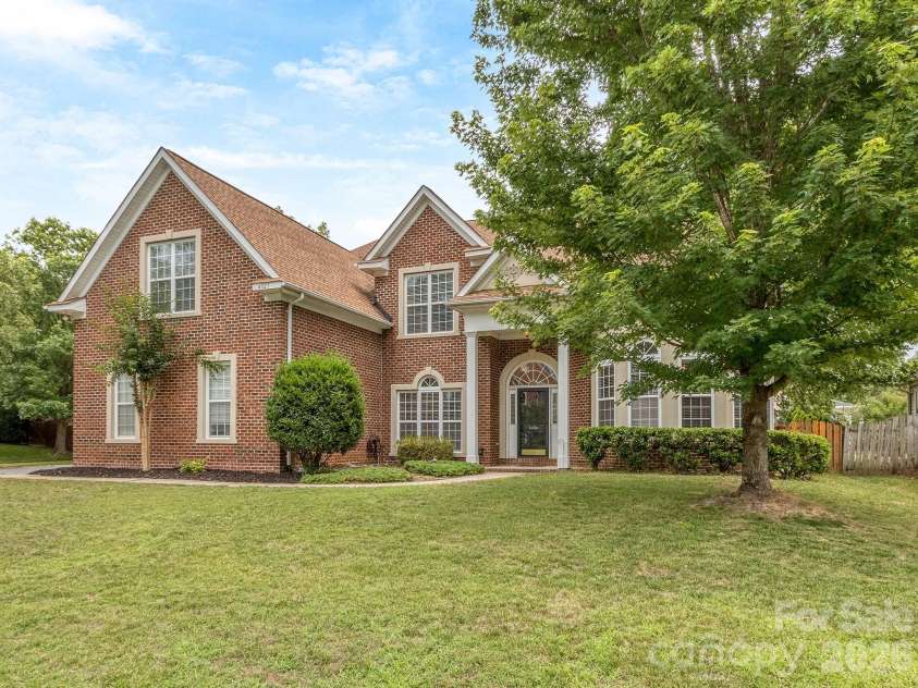 4027 Riseley Lane, Charlotte, NC 28270.  MLS# CAR4398348, YatesRealty ID 34541. 