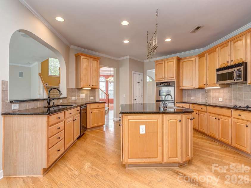 4027 Riseley Lane, Charlotte, NC 28270.  MLS# CAR4398348, YatesRealty ID 34541. 