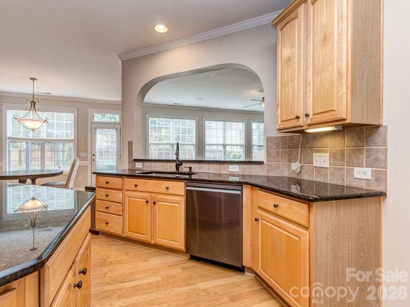 4027 Riseley Lane, Charlotte, NC 28270.  MLS# CAR4398348, YatesRealty ID 34541. 