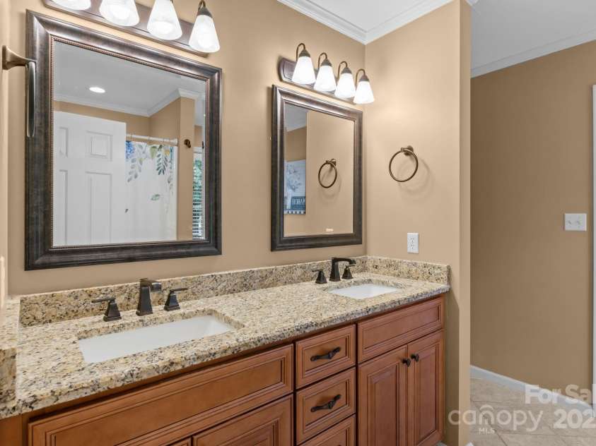 3645 Hogan Court, Conover, NC 28613.  MLS# CAR4291176, YatesRealty ID 34542. 