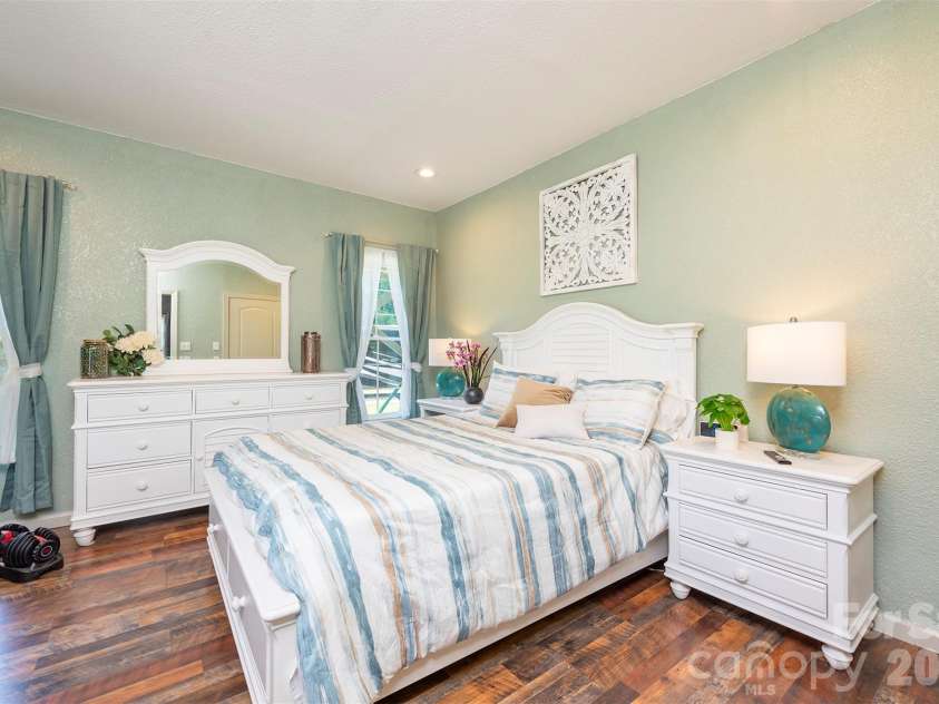 65 Walnut Street, Marion, NC 28752.  MLS# CAR4394484, YatesRealty ID 34542. 