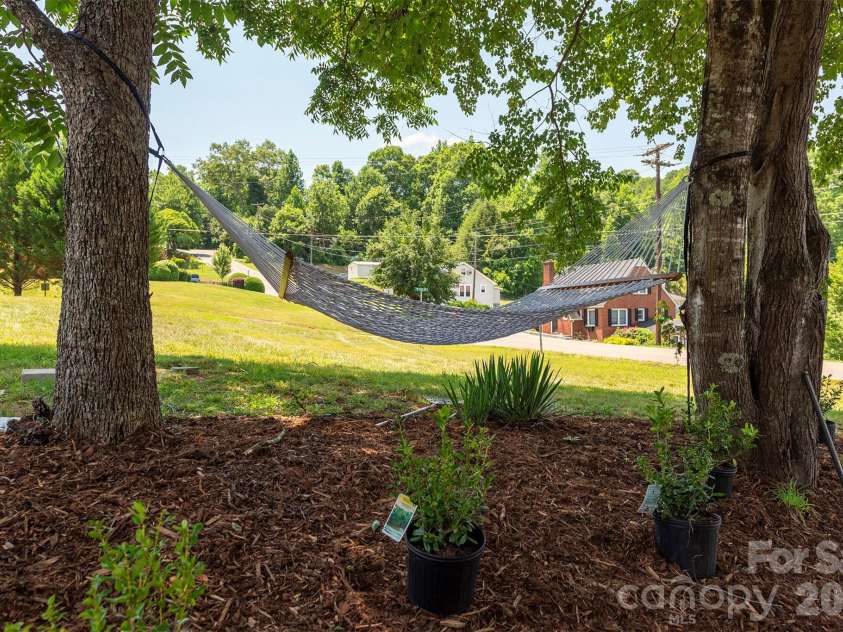 65 Walnut Street, Marion, NC 28752.  MLS# CAR4394484, YatesRealty ID 34542. 