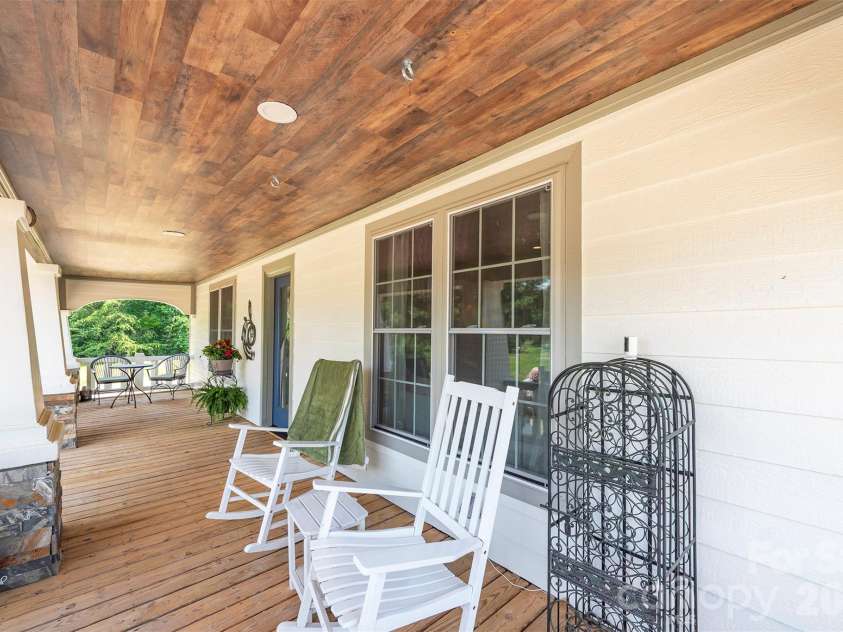 65 Walnut Street, Marion, NC 28752.  MLS# CAR4394484, YatesRealty ID 34542. 