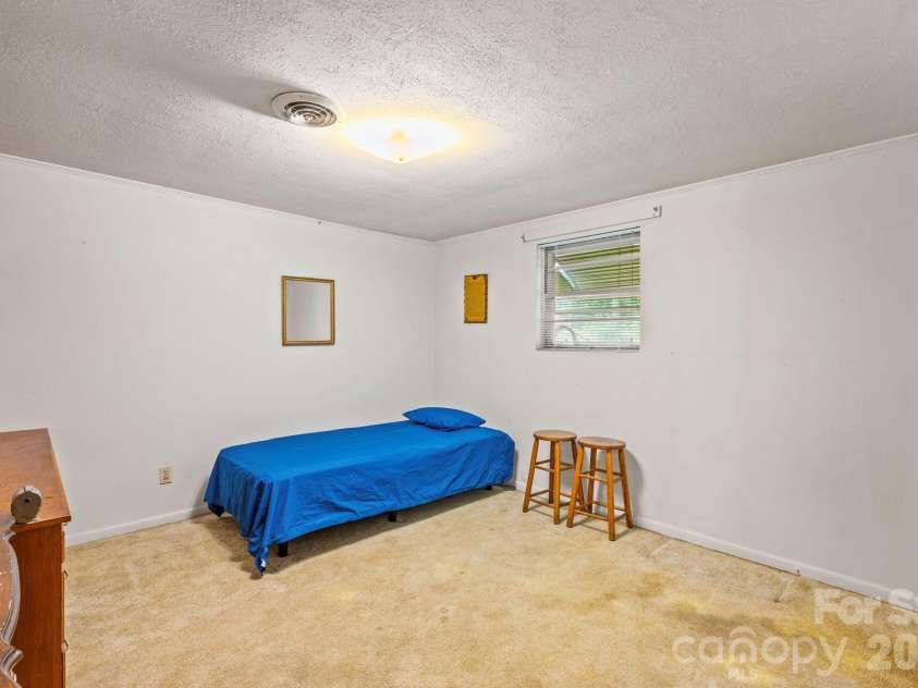 3139 Gastonia Highway, Lincolnton, NC 28092.  MLS# CAR4399341, YatesRealty ID 34544. 