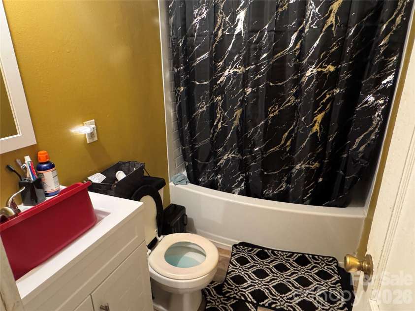 116/122/124/126 Godfrey Street, Cheraw, SC 29520.  MLS# CAR4400016, YatesRealty ID 34546. 