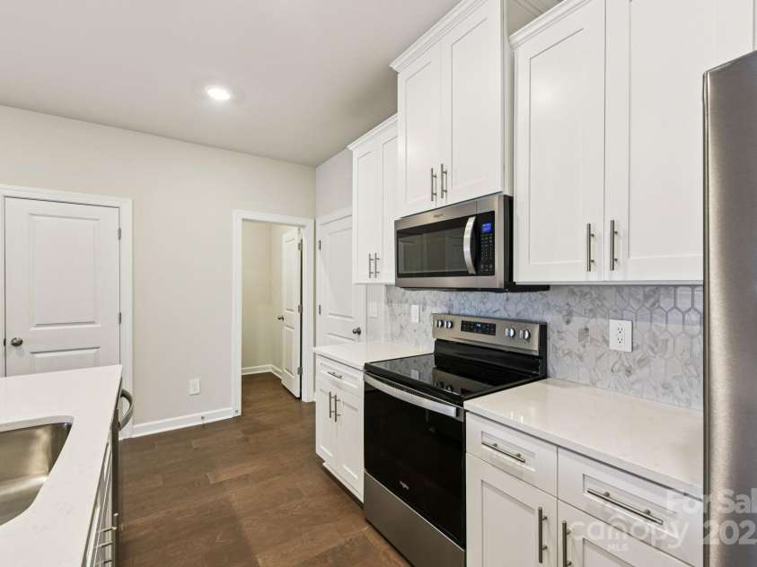 109 Ciara Place, Mooresville, NC 28117.  MLS# CAR4254748, YatesRealty ID 34547. 