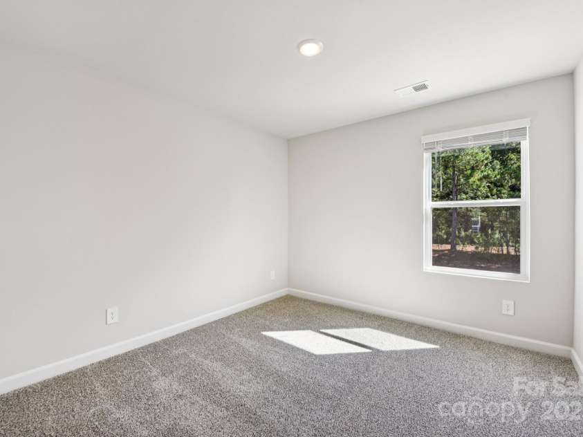 109 Ciara Place, Mooresville, NC 28117.  MLS# CAR4254748, YatesRealty ID 34547. 