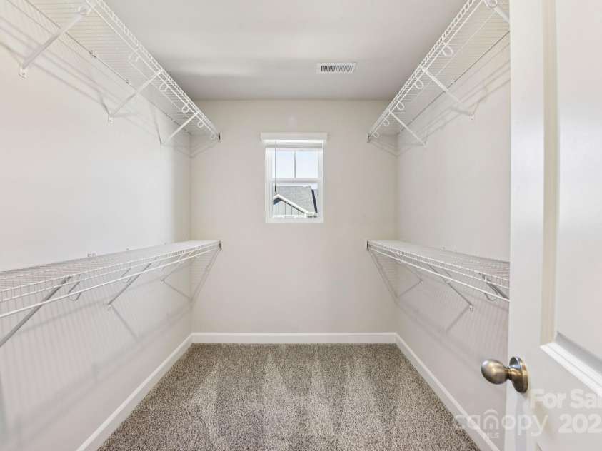 109 Ciara Place, Mooresville, NC 28117.  MLS# CAR4254748, YatesRealty ID 34547. 