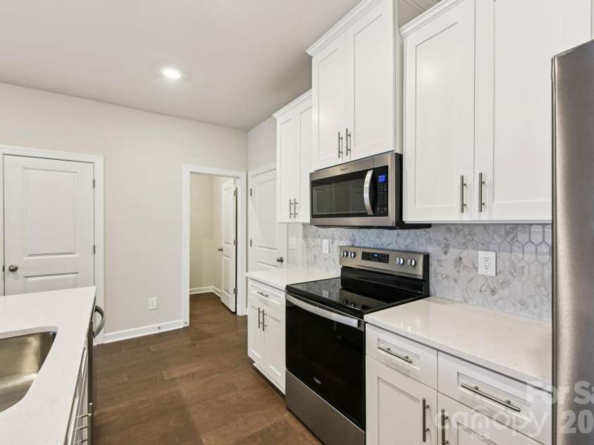 109 Ciara Place, Mooresville, NC 28117.  MLS# CAR4254748, YatesRealty ID 34547. 