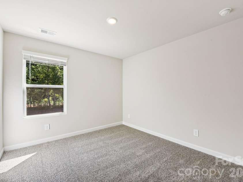 109 Ciara Place, Mooresville, NC 28117.  MLS# CAR4254748, YatesRealty ID 34547. 