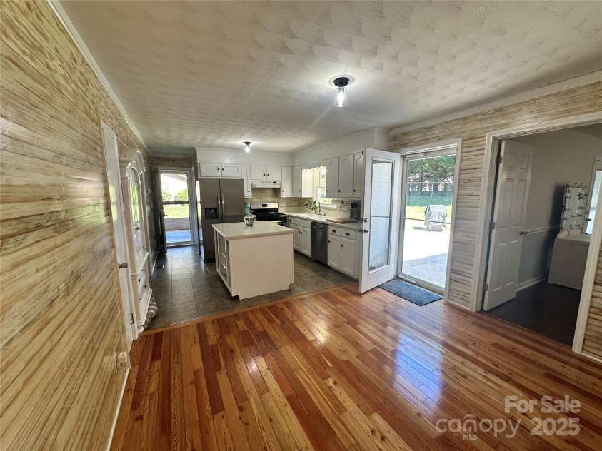 2309 Briarwood Street, Lenoir, NC 28645.  MLS# CAR4292016, YatesRealty ID 34548. 