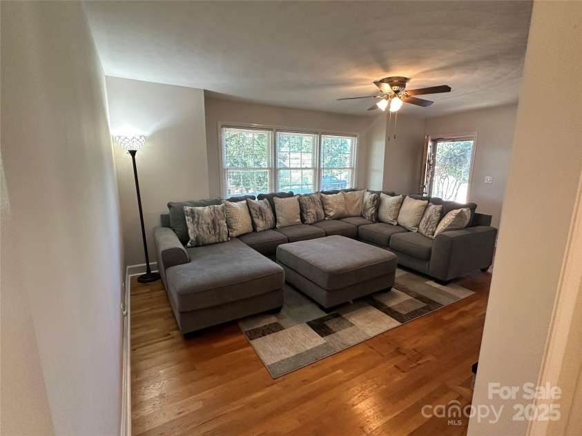 2309 Briarwood Street, Lenoir, NC 28645.  MLS# CAR4292016, YatesRealty ID 34548. Living Room