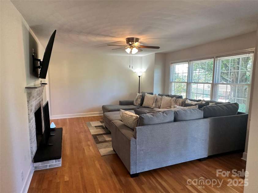 2309 Briarwood Street, Lenoir, NC 28645.  MLS# CAR4292016, YatesRealty ID 34548. Living Room