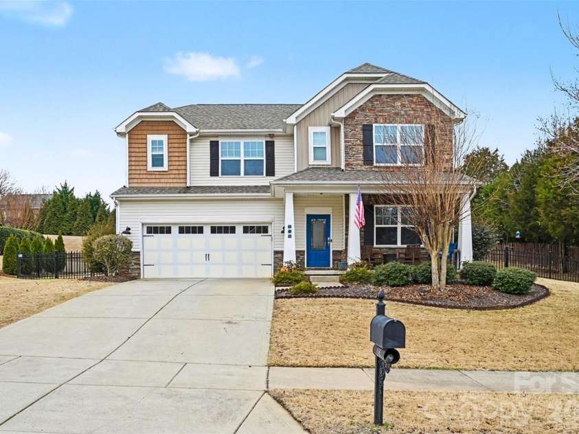 116 Glastonbury Drive, Mooresville, NC 28115.  MLS# CAR4353809, YatesRealty ID 3455. 