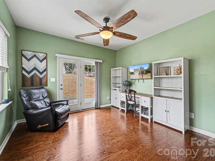 116 Glastonbury Drive, Mooresville, NC 28115.  MLS# CAR4353809, YatesRealty ID 3455. 