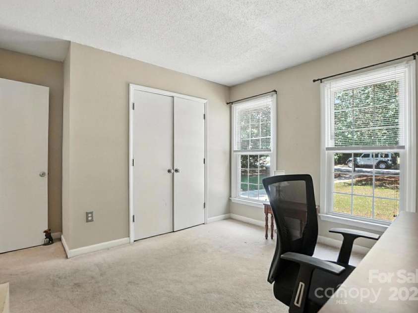 11100 Painted Tree Road, Charlotte, NC 28226.  MLS# CAR4278982, YatesRealty ID 34550. 