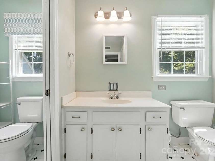 11100 Painted Tree Road, Charlotte, NC 28226.  MLS# CAR4278982, YatesRealty ID 34550. 