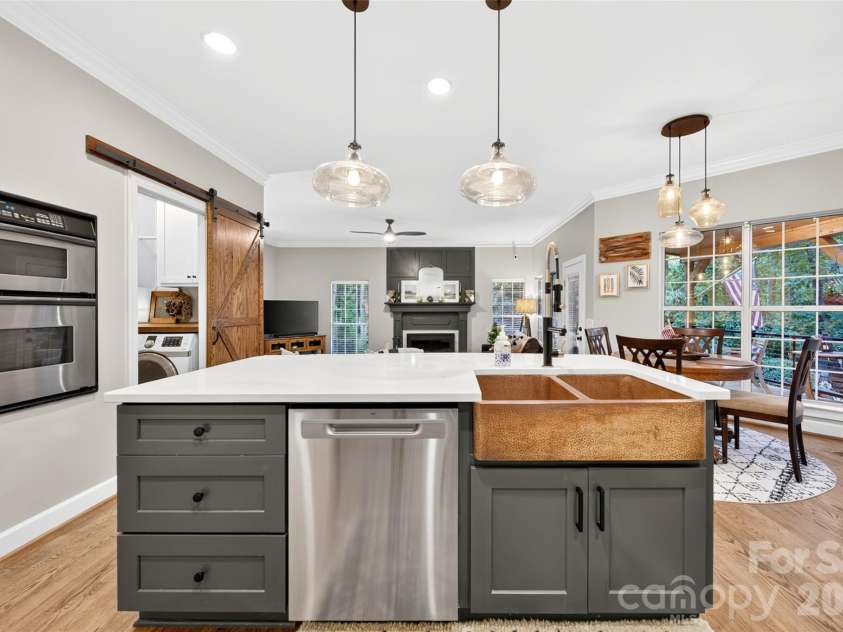 134 Waterford Drive, Mooresville, NC 28117.  MLS# CAR4389381, YatesRealty ID 34552. 