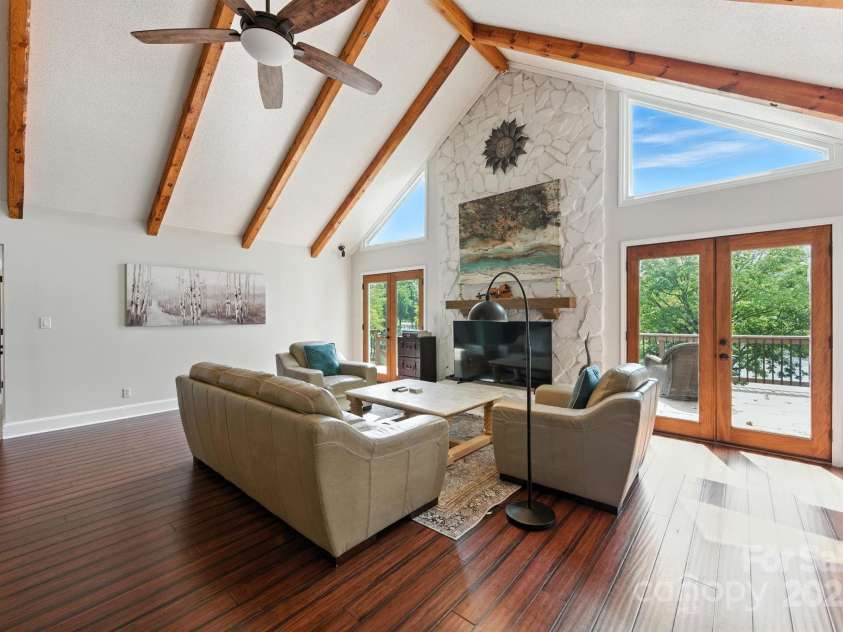 215 Barber Loop, Mooresville, NC 28117.  MLS# CAR4282282, YatesRealty ID 34552. 