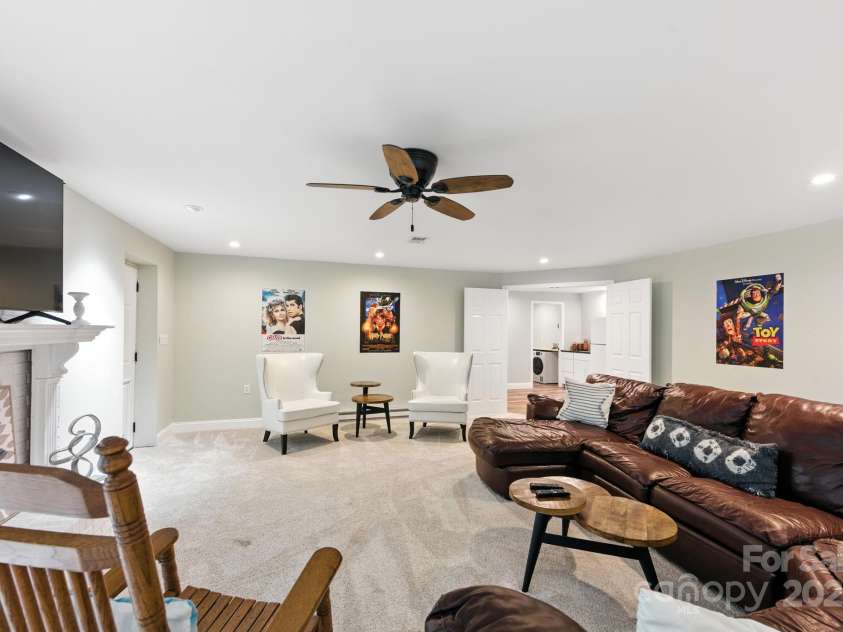 215 Barber Loop, Mooresville, NC 28117.  MLS# CAR4282282, YatesRealty ID 34552. 