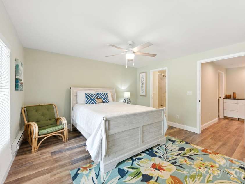 215 Barber Loop, Mooresville, NC 28117.  MLS# CAR4282282, YatesRealty ID 34552. 