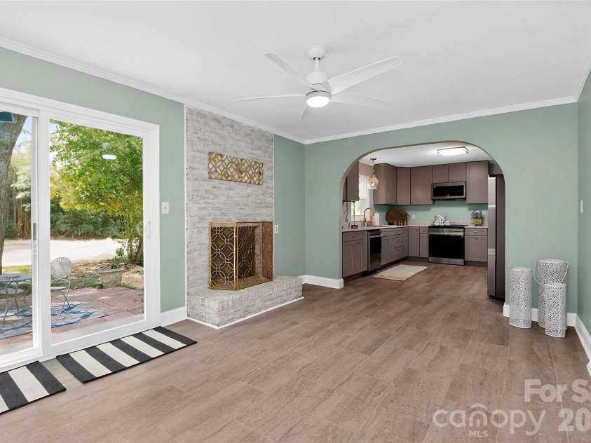 2018 Country Court, Rock Hill, SC 29732.  MLS# CAR4360982, YatesRealty ID 34553. 