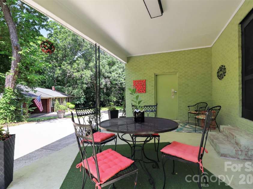 2018 Country Court, Rock Hill, SC 29732.  MLS# CAR4360982, YatesRealty ID 34553. 