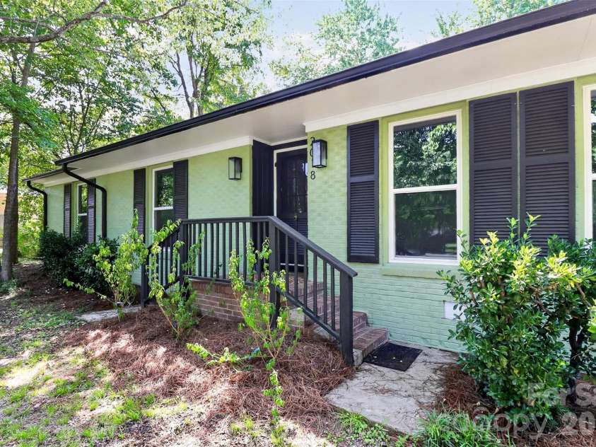 2018 Country Court, Rock Hill, SC 29732.  MLS# CAR4360982, YatesRealty ID 34553. 