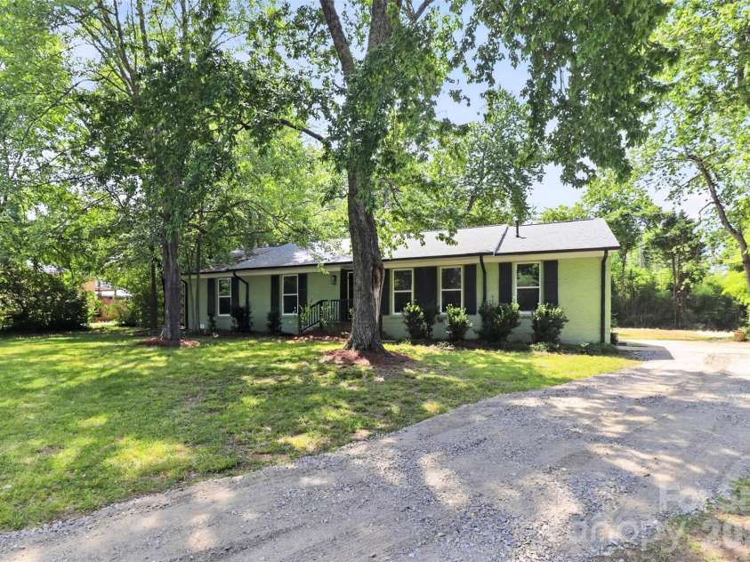 2018 Country Court, Rock Hill, SC 29732.  MLS# CAR4360982, YatesRealty ID 34553. 