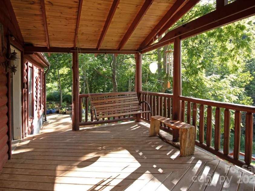 24 Libby Drive, Weaverville, NC 28787.  MLS# CAR4295450, YatesRealty ID 34553. 