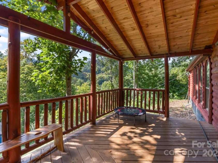 24 Libby Drive, Weaverville, NC 28787.  MLS# CAR4295450, YatesRealty ID 34553. 