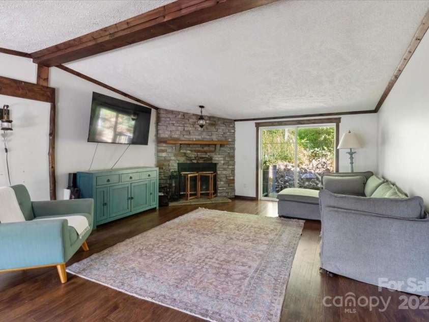 24 Libby Drive, Weaverville, NC 28787.  MLS# CAR4295450, YatesRealty ID 34553. 