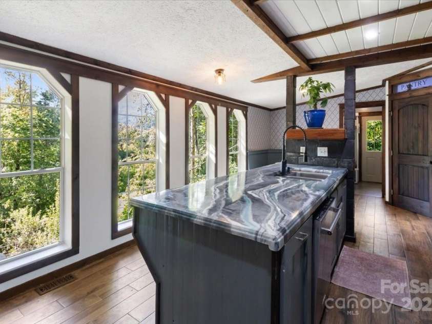 24 Libby Drive, Weaverville, NC 28787.  MLS# CAR4295450, YatesRealty ID 34553. 